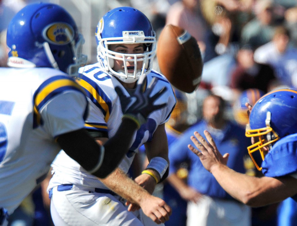 Mma mariners sink western new england with ground game — sports ...