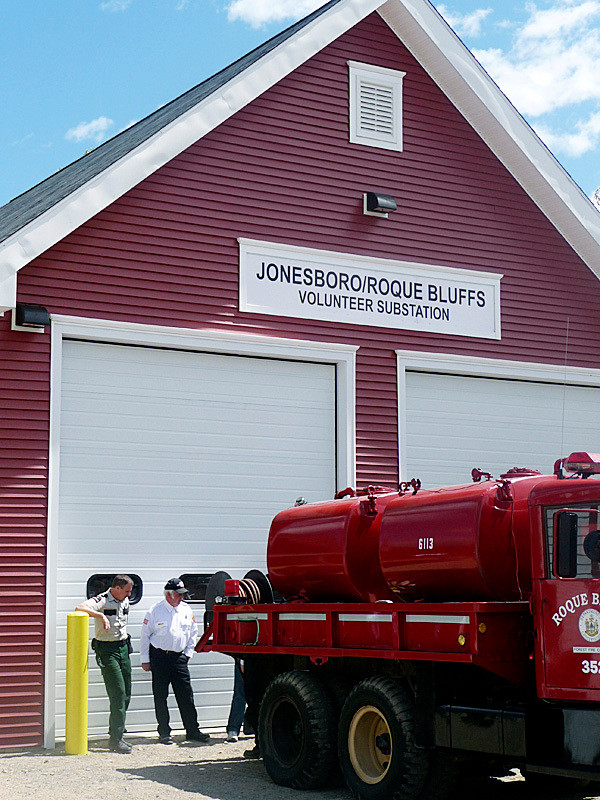 Roque Bluffs dedicates its new fire station — Down East — Bangor Daily News — BDN Maine