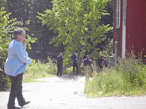 Ellsworth police officers and firefighters prepare to retrieve the body of an attempted suicide victim from the banks of the Union River off Water Street in Ellsworth Tuesday afternoon. The Ellsworth man, thought to be in his 30s, was reported missing earlier in the day and police had been searching for him for several hours before an assistant harbor master searching the river spotted the body on the banks of the river near the rear of Maine Shellfish on Water Street. The man was injured with a self-inflicted gunshot wound, according to Lt. Harold Page, and was taken by ambulance to Maine Coast Memorial Hospital. There was no immediate word on his conditions. Police recovered a .25 caliber automatic pistol at the scene. BANGOR DAILY NEWS PHOTO BY RICH HEWITT Ellsworth police officers and firefighters prepare to retrieve the body of an attempted suicide victim from the banks of the Union River off Water Street in Ellsworth Tuesday afternoon. The Ellsworth man, thought to be in his 30s, was reported missing earlier in the day and police had been searching for him for several hours before an assistant harbor master searching the river spotted the body on the banks of the river near the rear of Maine Shellfish on Water Street. The man was injured with a self-inflicted gunshot wound, according to Lt. Harold Page, and was taken by ambulance to Maine Coast Memorial Hospital. There was no immediate word on his conditions. Police recovered a .25 caliber automatic pistol at the scene. BANGOR DAILY NEWS PHOTO BY RICH HEWITT