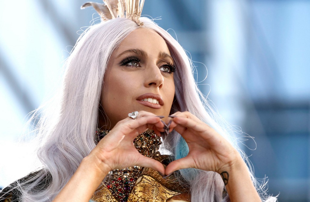 Lady Gaga arrives at the MTV Video Music Awards on Sunday, Sept. 12, 2010 in Los Angeles. (AP Photo/Matt Sayles) Lady Gaga arrives at the MTV Video Music Awards on Sunday, Sept. 12, 2010 in Los Angeles. (AP Photo/Matt Sayles)