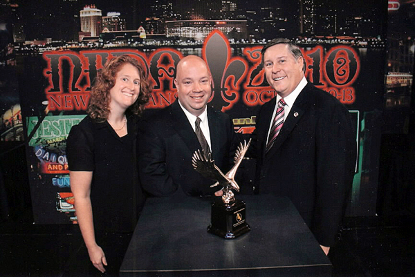 Receiving_Award_(L_toR) Dr.Josette Hunter with her husband Doug Hunter, CFSP and NFDA President Bill Wappner. Receiving_Award_(L_toR) Dr.Josette Hunter with her husband Doug Hunter, CFSP and NFDA President Bill Wappner.