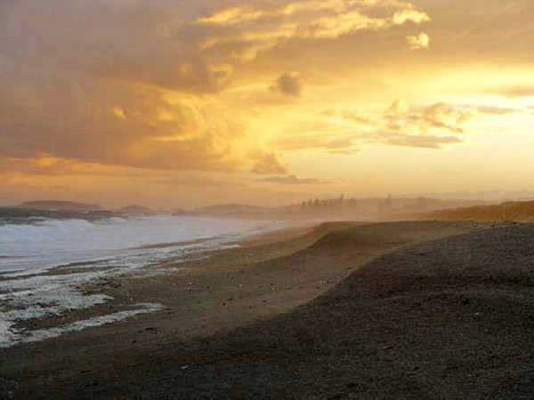 TO STROUT-OUTDOORS Reid State Park beach during a fall sunset. (Photo courtesy of Ralph Wilkinson) TO STROUT-OUTDOORS Reid State Park beach during a fall sunset. (Photo courtesy of Ralph Wilkinson)