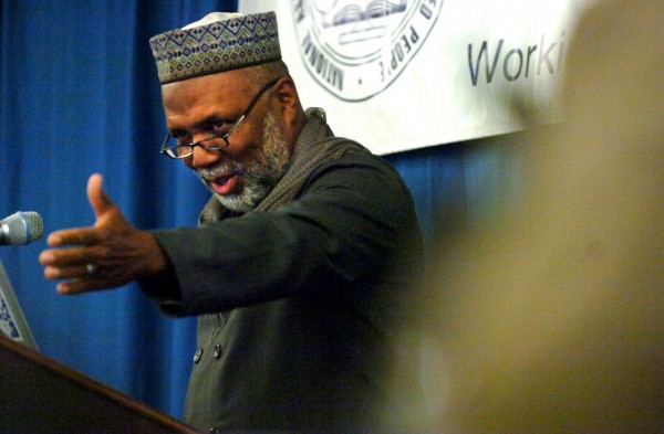 Imam Johari Abdul-Malik, Director of Outreach at the Dar Al Hirjrah Islamic Center in Falls Church, Virginia, addresses the audience during the 15th Annual Martin Luther King, Jr., Breakfast held on Monday, January 17, 2011, at the Wells Conference Center at the University of Maine in Orono. Imam Johari was the keynote speaker at the event, which also included music, reflection, and remarks by NAACP, local, state, and university officials. (BDN Photo by Kate Collins) Imam Johari Abdul-Malik, Director of Outreach at the Dar Al Hirjrah Islamic Center in Falls Church, Virginia, addresses the audience during the 15th Annual Martin Luther King, Jr., Breakfast held on Monday, January 17, 2011, at the Wells Conference Center at the University of Maine in Orono. Imam Johari was the keynote speaker at the event, which also included music, reflection, and remarks by NAACP, local, state, and university officials. (BDN Photo by Kate Collins)