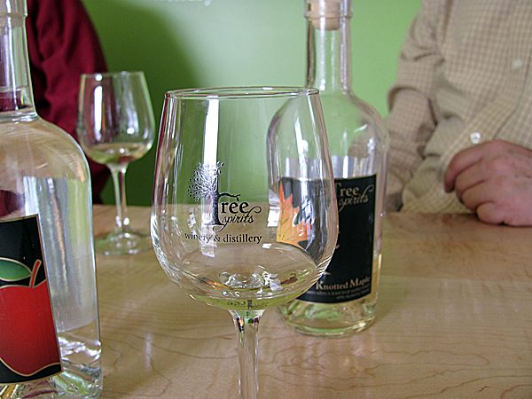 Tree Spirits Winery and Distillery in Oakland is producing what its owners say is probably a one-of-a-kind liquor: Knotted Maple. Made from Maine maple syrup, it's as any hard liquor and much smoother than most people expect. Distillery co-owner Steve Buchsbaum likened its taste to a smooth Scotch. Tree Spirits Winery and Distillery in Oakland is producing what its owners say is probably a one-of-a-kind liquor: Knotted Maple. Made from Maine maple syrup, it's as any hard liquor and much smoother than most people expect. Distillery co-owner Steve Buchsbaum likened its taste to a smooth Scotch.