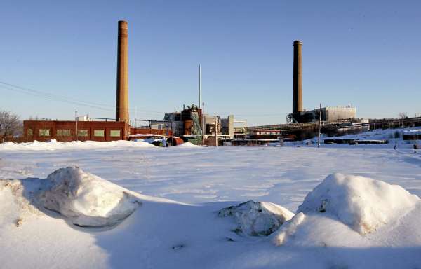 In this Tuesday, March 8, 2011 photo, a paper mill sits idle in Millinocket, Maine. The town's population has shrunk from 7,000 to 5,000 in recent years so the public high school is recruiting foreign students in an effort to keep up their numbers and to avoid cuts in programs. In this Tuesday, March 8, 2011 photo, a paper mill sits idle in Millinocket, Maine. The town's population has shrunk from 7,000 to 5,000 in recent years so the public high school is recruiting foreign students in an effort to keep up their numbers and to avoid cuts in programs.