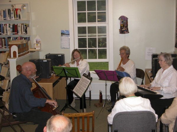 The Wallpaper Champber Quartet plays at Pembroke Library. Left to right are Chris Guida, Sarah Dalton-Phillips, Helen Swallow and Jane Inson. The Wallpaper Champber Quartet plays at Pembroke Library. Left to right are Chris Guida, Sarah Dalton-Phillips, Helen Swallow and Jane Inson.