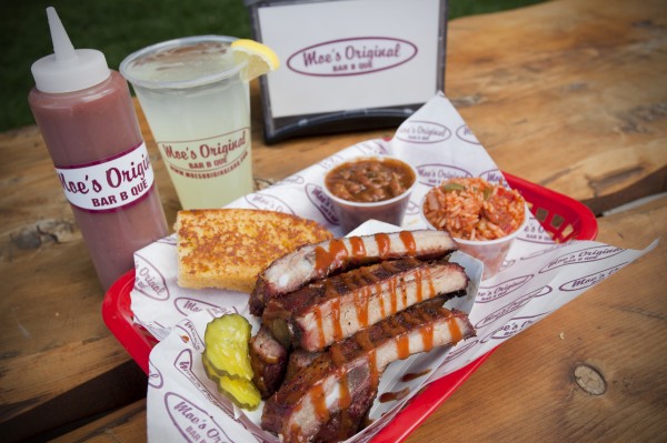 The Moe’s rib platter comes with a drink, cornbread, and two sides. The Moe’s rib platter comes with a drink, cornbread, and two sides.