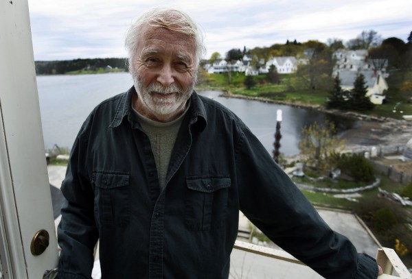Pop artist Robert Indiana, 80, stands on his porch at his home on Vinalhaven Island in May 2009. Pop artist Robert Indiana, 80, stands on his porch at his home on Vinalhaven Island in May 2009.