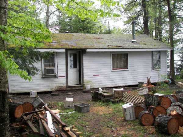 Robert Rodriques, 52, of Augusta was killed and Linwood “Hazen” Stover, 55, of Augusta was injured Tuesday when the house they were working on in Albion collapsed on them. Robert Rodriques, 52, of Augusta was killed and Linwood “Hazen” Stover, 55, of Augusta was injured Tuesday when the house they were working on in Albion collapsed on them.