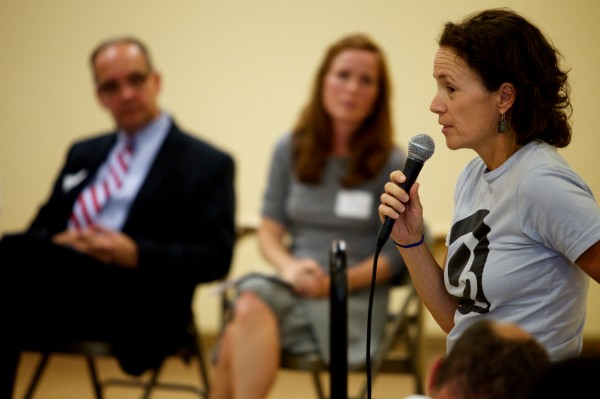 Lisa Hicks, parent of a child at Ocean Avenue Elementary School, adresses a panel of Portland School District officials Thursday night, Juy 19, 2012 about concerns over potential overcrowding in the fall that may displace the art and music programs from their rooms. Lisa Hicks, parent of a child at Ocean Avenue Elementary School, adresses a panel of Portland School District officials Thursday night, Juy 19, 2012 about concerns over potential overcrowding in the fall that may displace the art and music programs from their rooms.