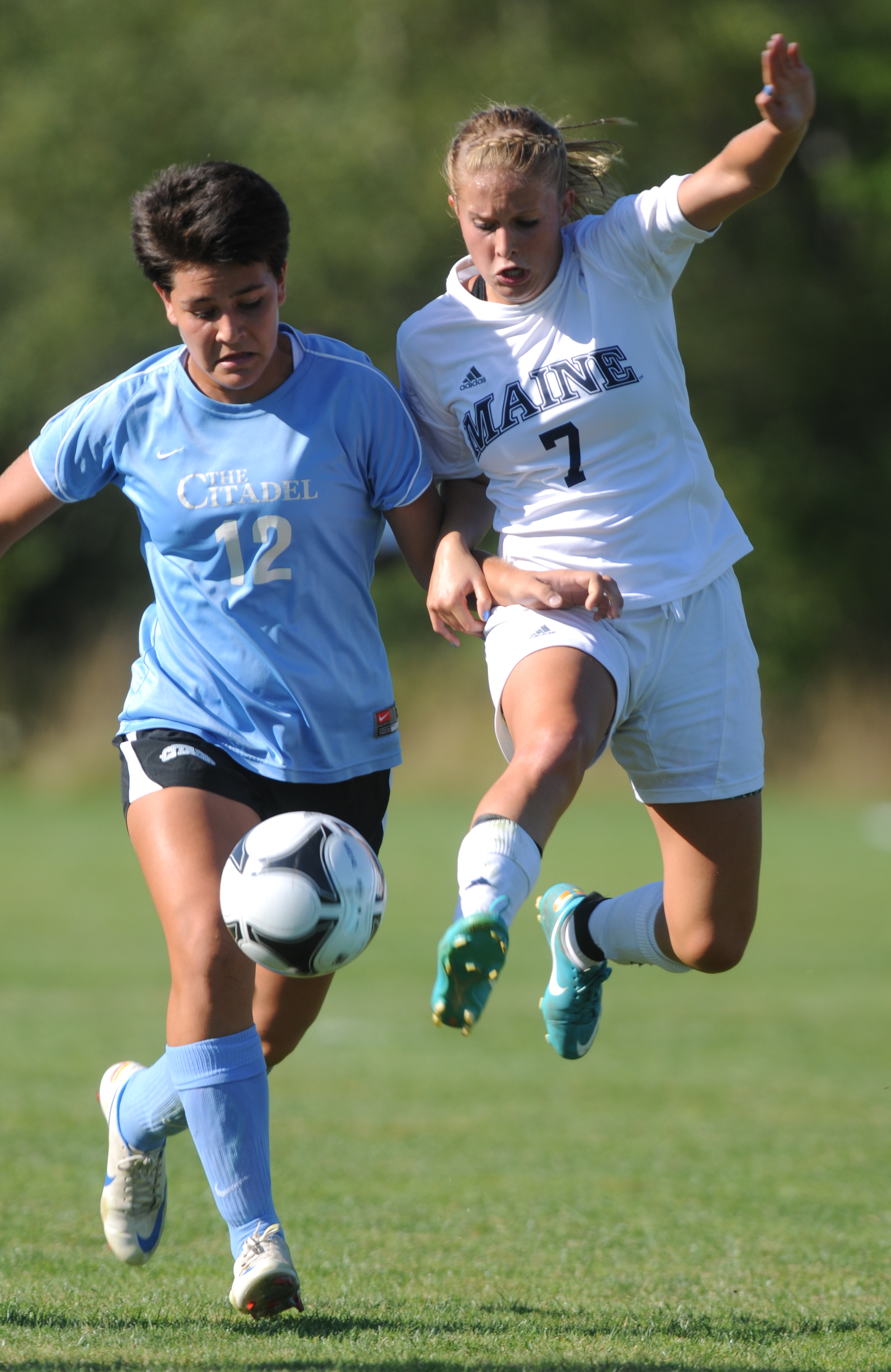 UMaine goalie makes nine saves as Black Bear women’s soccer team beats