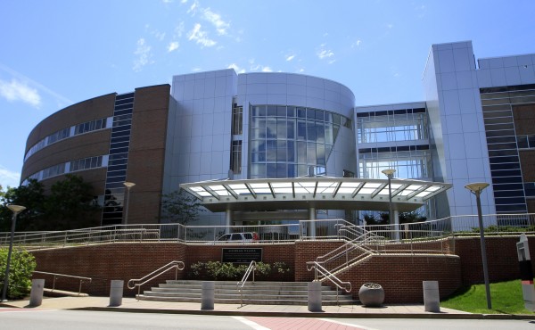 In this photo taken Tuesday, Aug. 7, 2012, the Exeter Hospital is seen in Exeter, N.H. A report by the federal Centers for Medicare & Medicaid Services says syringes were left unattended by nurses at the cardiac catheterization laboratory, where an outbreak of hepatitis C occurred. In this photo taken Tuesday, Aug. 7, 2012, the Exeter Hospital is seen in Exeter, N.H. A report by the federal Centers for Medicare & Medicaid Services says syringes were left unattended by nurses at the cardiac catheterization laboratory, where an outbreak of hepatitis C occurred.