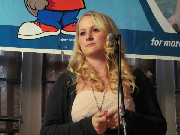 Up-and-coming country music singer Shannon Selig, formerly of North Yarmouth, prepares to sing at Pat's Pizza in Portland on Friday, Nov. 23, 2012. Selig returned to Maine to sing before local crowds and raise awareness of bullying in schools. Her song, "Show Me The Light" was inspired by the stories of two 10-year-old girls who committed suicide after being bullied in November 2011. Up-and-coming country music singer Shannon Selig, formerly of North Yarmouth, prepares to sing at Pat's Pizza in Portland on Friday, Nov. 23, 2012. Selig returned to Maine to sing before local crowds and raise awareness of bullying in schools. Her song, "Show Me The Light" was inspired by the stories of two 10-year-old girls who committed suicide after being bullied in November 2011.