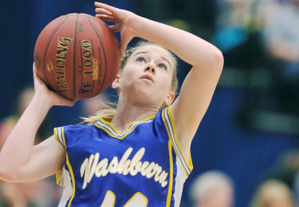 Washburn’s Mackenzie Worcester drives for two points during last season’s state-title win over Richmond in the Class D final at the Augusta Civic Center. Worcester returns this season to help the Beavers defend their title. Washburn’s Mackenzie Worcester drives for two points during last season’s state-title win over Richmond in the Class D final at the Augusta Civic Center. Worcester returns this season to help the Beavers defend their title.