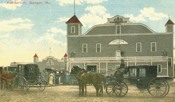 Horses and buggies crowd in front of the auditorium, c. 1905. Horses and buggies crowd in front of the auditorium, c. 1905.