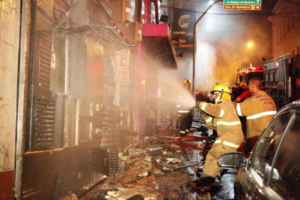Fire-fighters try to extinguish a fire at Kiss nightclub in the southern city of Santa Maria, 187 miles west of the state capital of Porto Alegre, in this picture taken by Agencia RBS, January 27, 2013. At least 200 people were killed in the nightclub fire in southern Brazil on Sunday after a band's pyrotechnics show set the building ablaze, and fleeing patrons were unable to find the emergency exits, local officials said. Fire-fighters try to extinguish a fire at Kiss nightclub in the southern city of Santa Maria, 187 miles west of the state capital of Porto Alegre, in this picture taken by Agencia RBS, January 27, 2013. At least 200 people were killed in the nightclub fire in southern Brazil on Sunday after a band's pyrotechnics show set the building ablaze, and fleeing patrons were unable to find the emergency exits, local officials said.