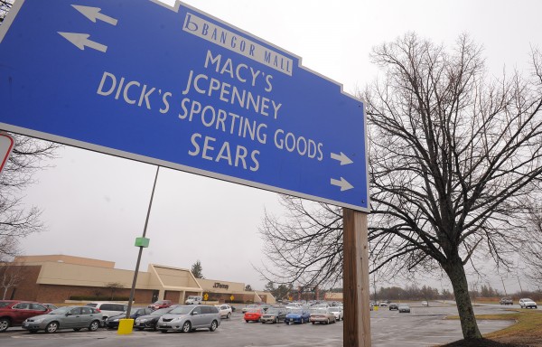 A sign directing people arriving at the Bangor Mall. A sign directing people arriving at the Bangor Mall.