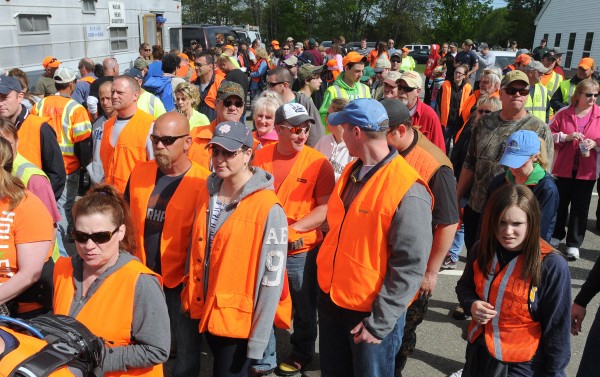 More then 500 people gathered to search for Nichole Cable on Sunday in Glenburn. More then 500 people gathered to search for Nichole Cable on Sunday in Glenburn.