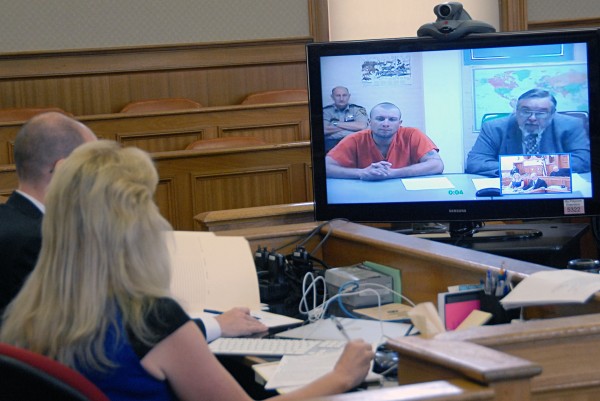 Murder suspect Matthew Davis appears with attorney Jeff Pickering before Justice E. Allen Hunter in Aroostook County Superior Court in Houlton on Wednesday, Sept. 25, 2013. Murder suspect Matthew Davis appears with attorney Jeff Pickering before Justice E. Allen Hunter in Aroostook County Superior Court in Houlton on Wednesday, Sept. 25, 2013.