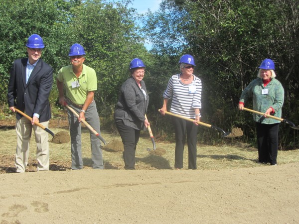 Groundbreaking ceremonies were held Sunday afternoon for the Pen Bay Healthcare hospice house in Rockport. Digging the ceremonial first shovelfuls of dirt were some of the top donors to the project. They were Greg Dufour (from left) of Camden National Bank, Dyke Messler, Brenda Gagnon from the Bob Gagnon Cancer Fund, Ann Bresnahan, and Linda Bean. Groundbreaking ceremonies were held Sunday afternoon for the Pen Bay Healthcare hospice house in Rockport. Digging the ceremonial first shovelfuls of dirt were some of the top donors to the project. They were Greg Dufour (from left) of Camden National Bank, Dyke Messler, Brenda Gagnon from the Bob Gagnon Cancer Fund, Ann Bresnahan, and Linda Bean.