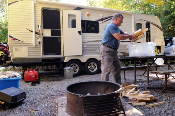Jeffrey Hunter of Rochester, N.Y., packs up his wood supply he brought for his two-week stay at Blackwoods Campground in Acadia National Park on Tuesday. Campers were given 48 hours to vacate after the federal government shut down at midnight Monday. All campers are being given a full refund. Jeffrey Hunter of Rochester, N.Y., packs up his wood supply he brought for his two-week stay at Blackwoods Campground in Acadia National Park on Tuesday. Campers were given 48 hours to vacate after the federal government shut down at midnight Monday. All campers are being given a full refund.