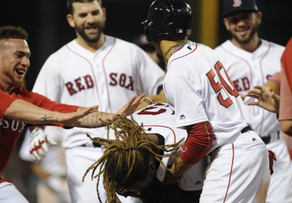 MLBl determines Red Sox used technology to steal signs from Yankees