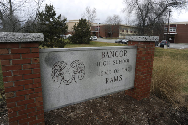 Hudson high school on lockdown after bomb threat Hudson high school on lockdown after bomb threat