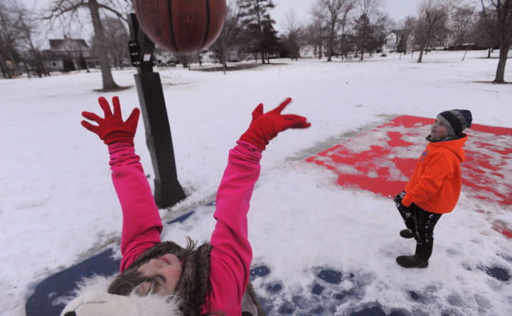 a maine district wants kids to do schoolwork on snow days the state
