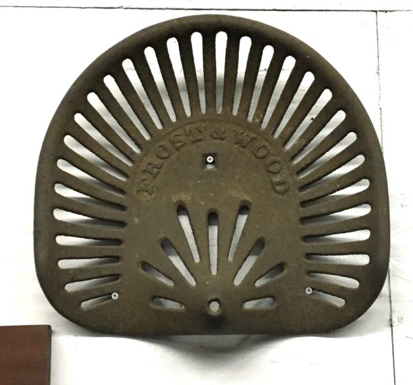 2 NEW OLD ANTIQUE STYLE HORSE DRAWN FARM MACHINE /& TRACTOR METAL SEAT