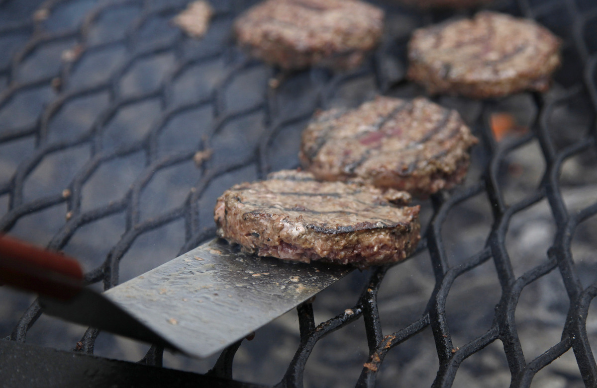How to make the perfect burger at home, according to Maine chefs - Vimarsana News