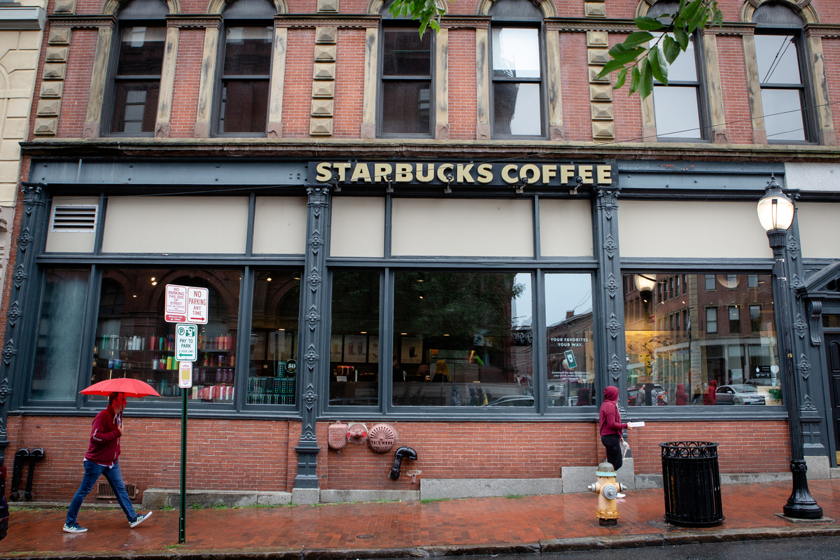 Portland Starbucks closing in December after workers voted to unionize