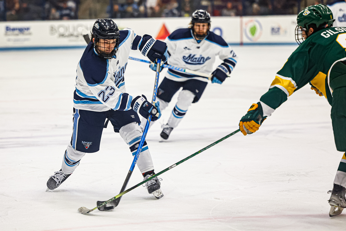 How UMaine's playing style attracted one of the smallest hockey players
