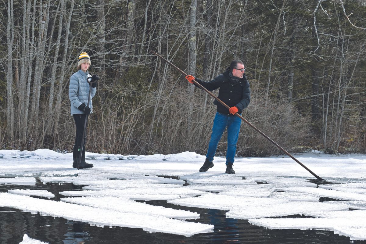 South Bristol ice harvesting event helps preserve Maine winter traditions