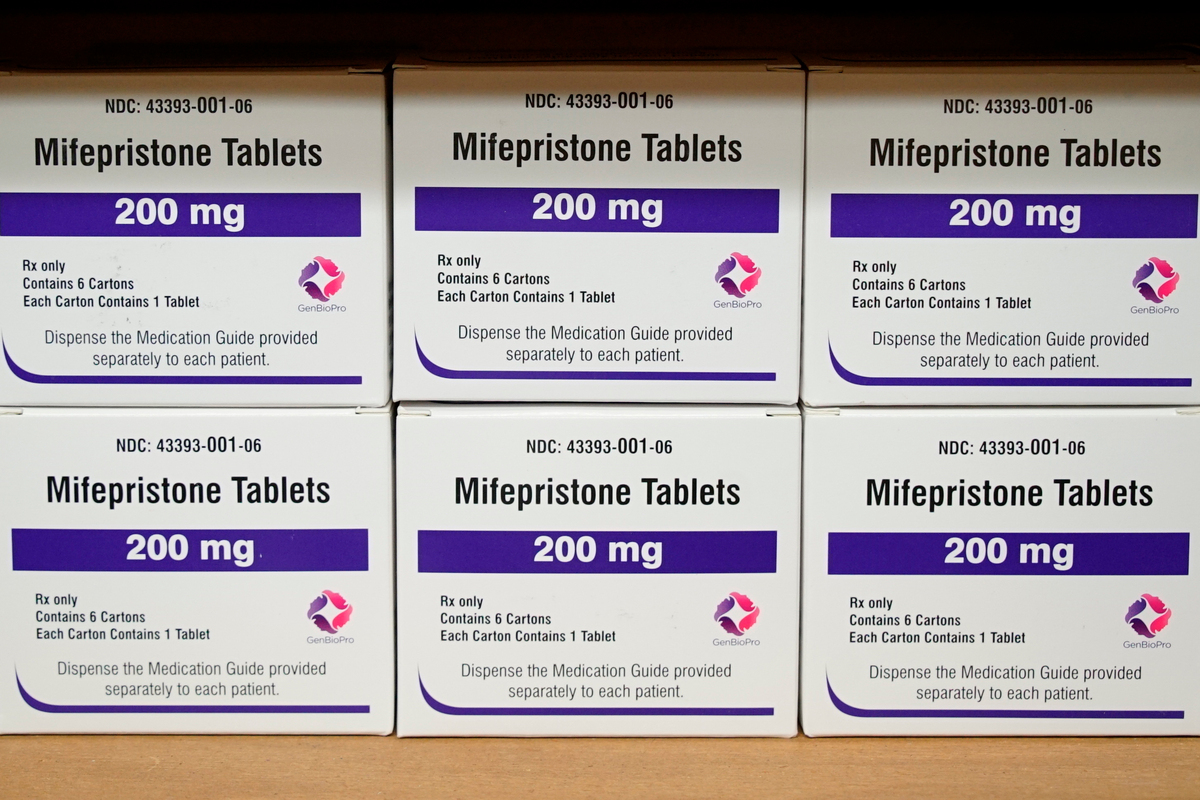 Massachusetts governor: Pharmacies must stock abortion pills
