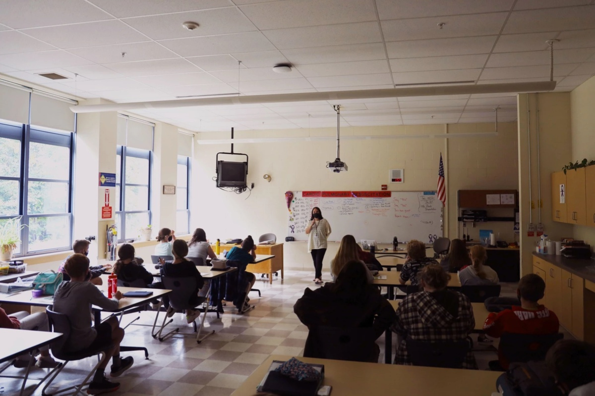 Educators oppose Republican-backed bills to allow guns in Maine schools - Vimarsana News