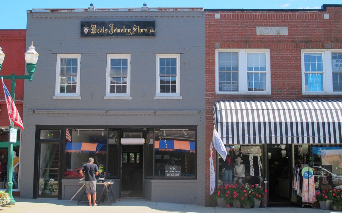 Ellsworth named the 2ndbest place in the US to have an Airbnb