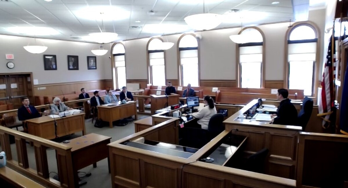 Caribou woman pleads guilty to manslaughter in fatal fire - Vimarsana News
