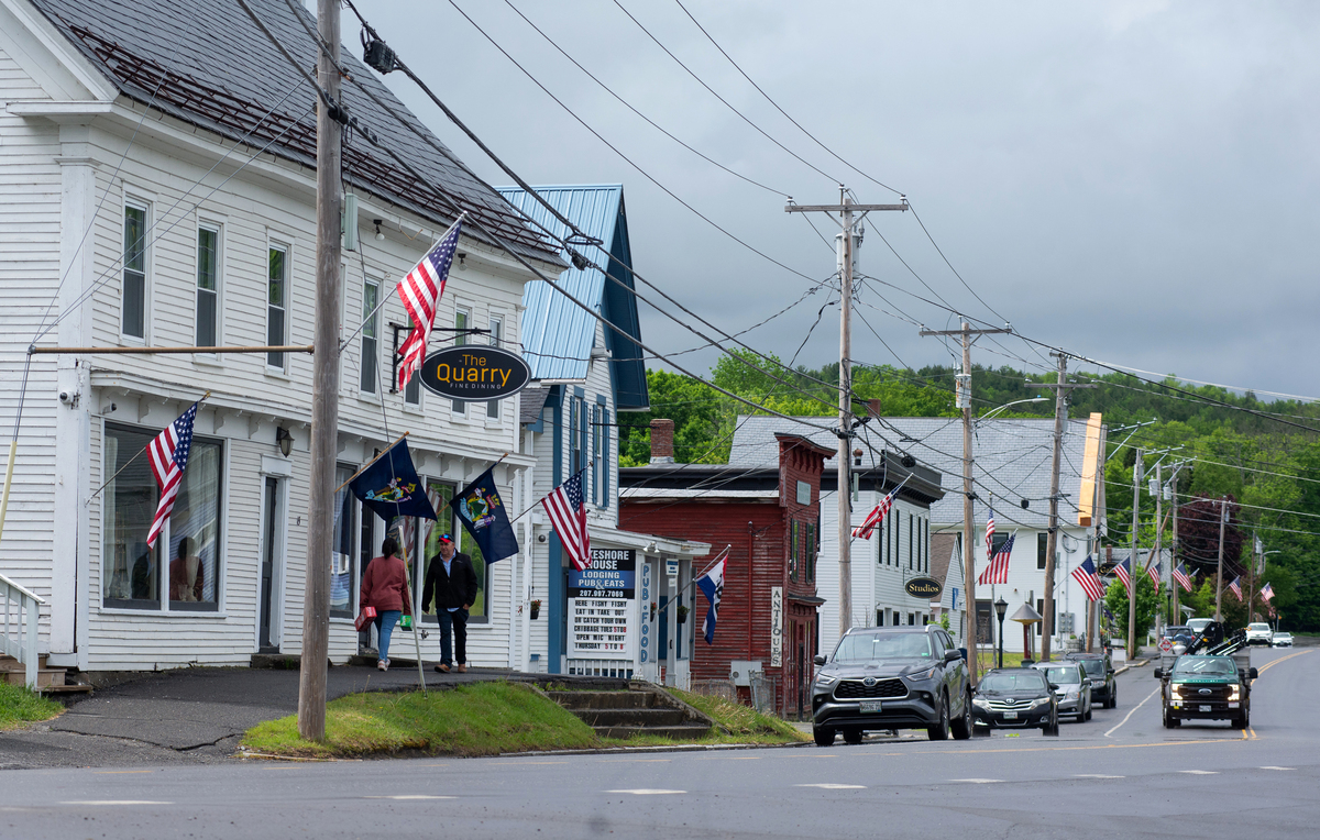 Monson promotes 2-time interim town manager to permanent post - Vimarsana News