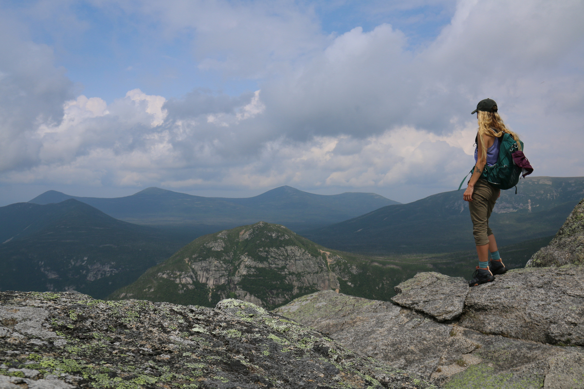 How to protect yourself from dangerous people while hiking