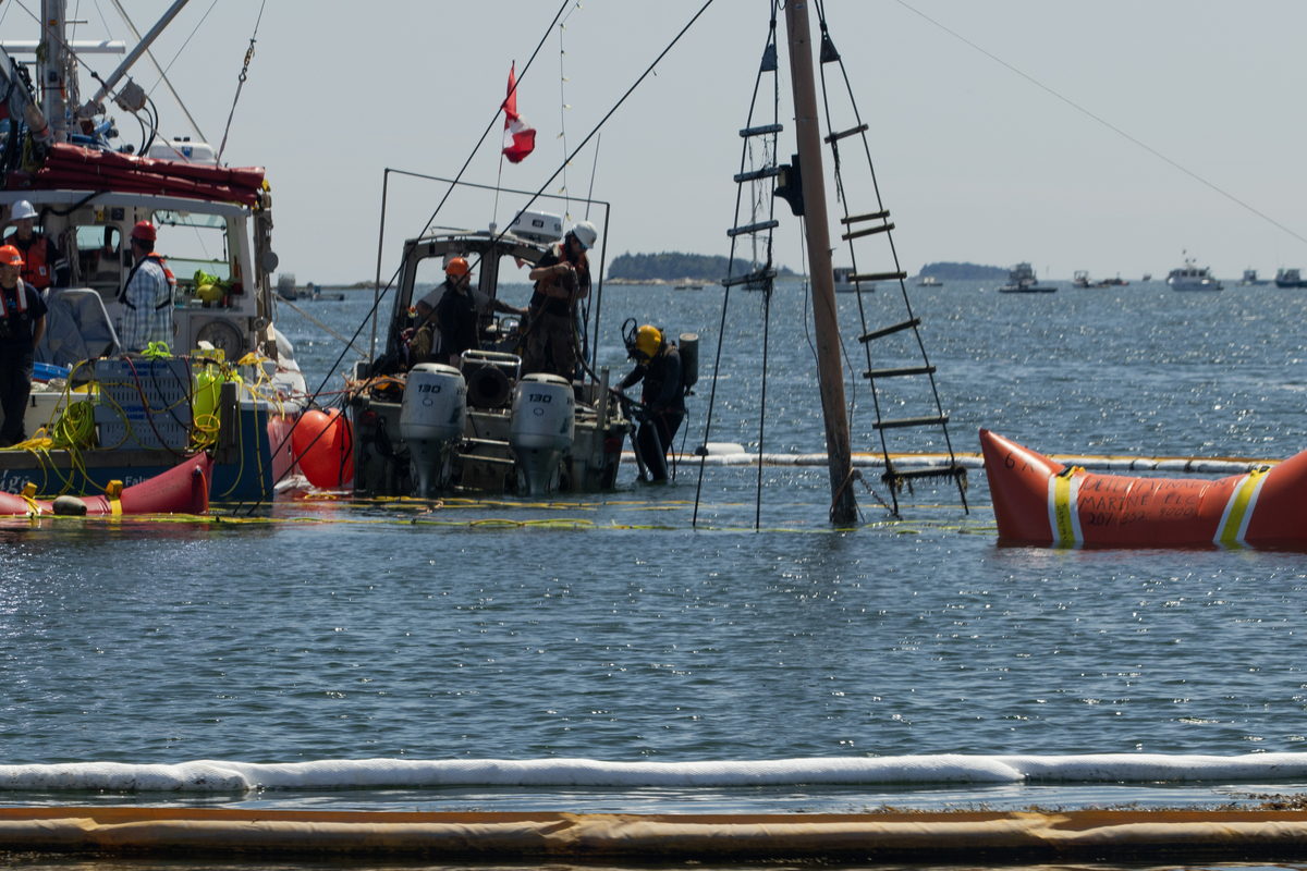 Coast Guard raising sunken boat that leaked fuel off midcoast