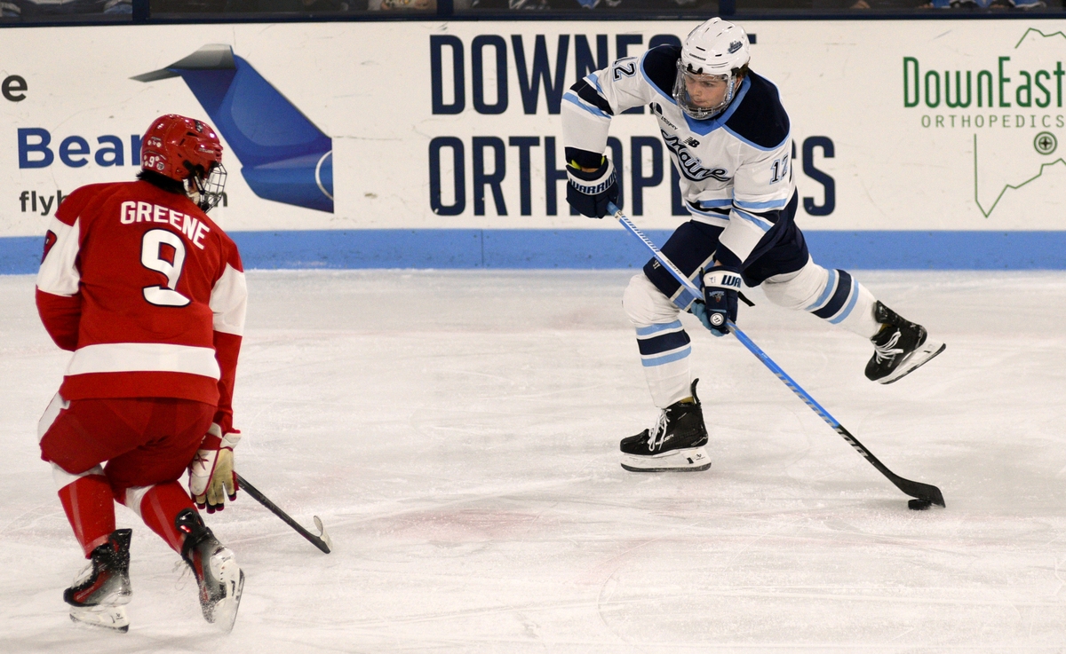 UMaine hockey team skates past Boston University 5-2