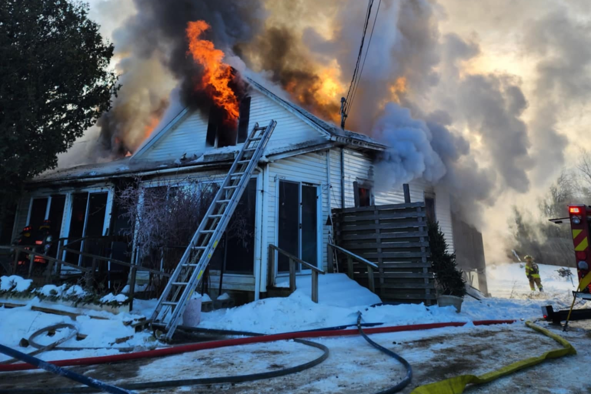 Firefighters battle freezing temperatures in Unity fire
