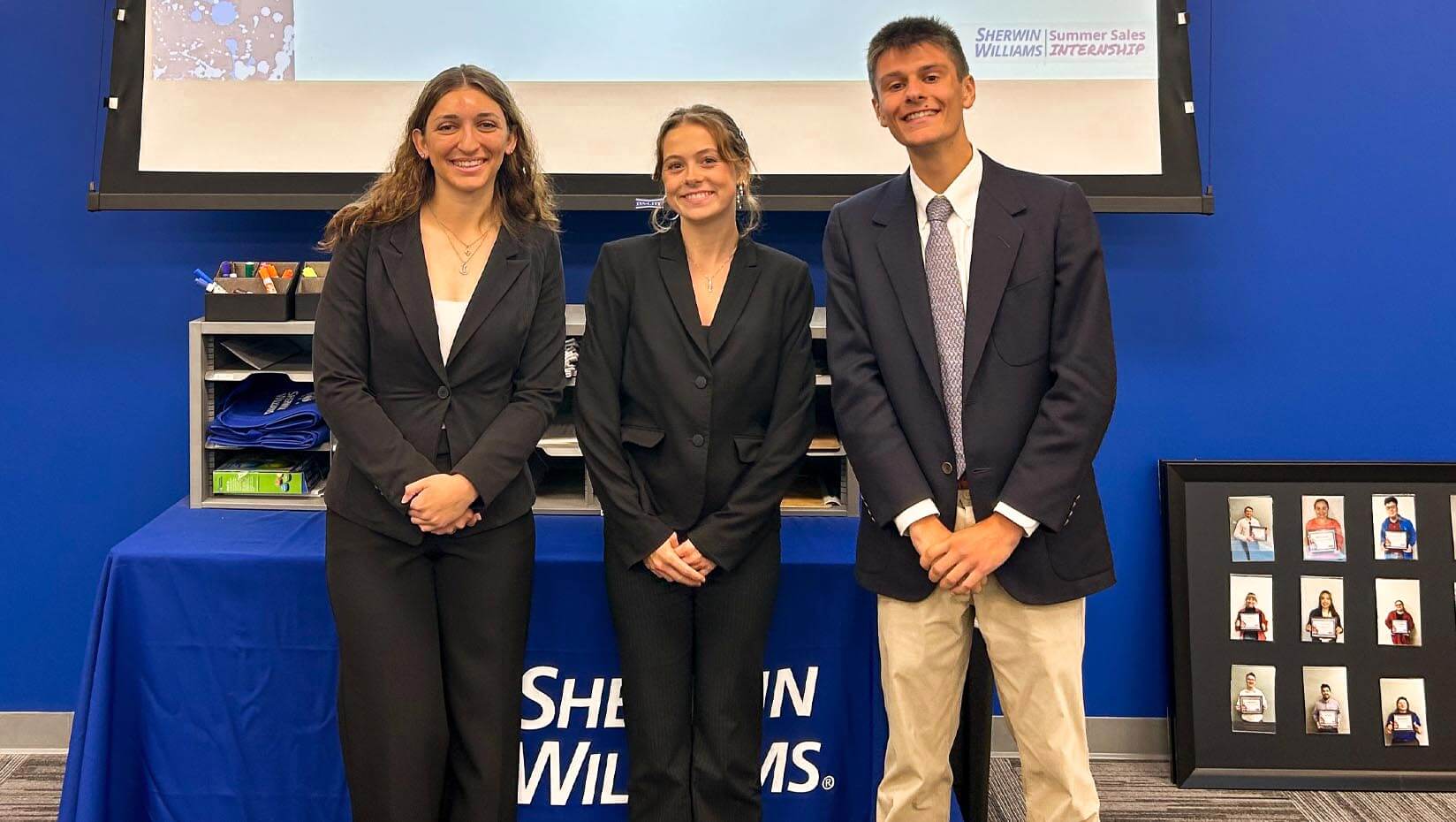 Business student co-develops award-winning AI chatbot for Sherwin-Williams