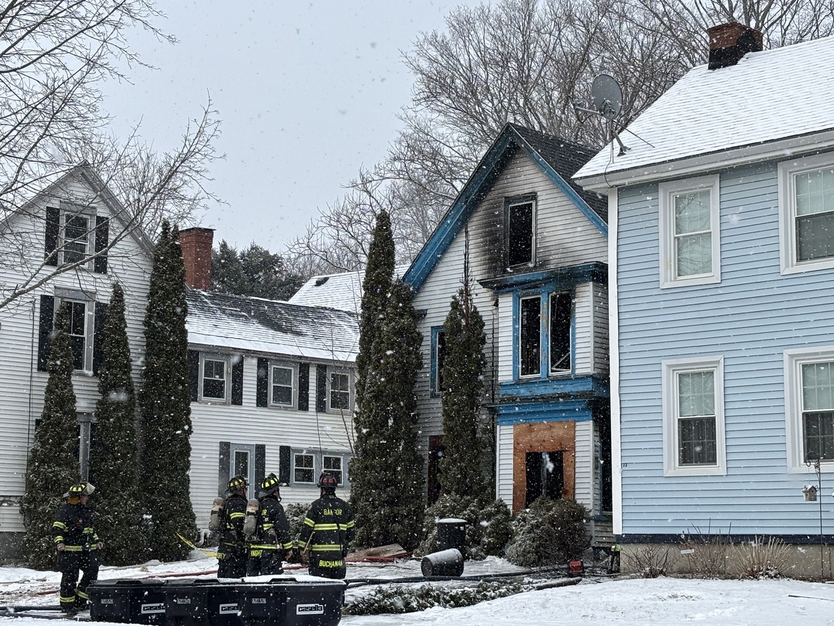 Man accused of starting fire while stealing copper pipes