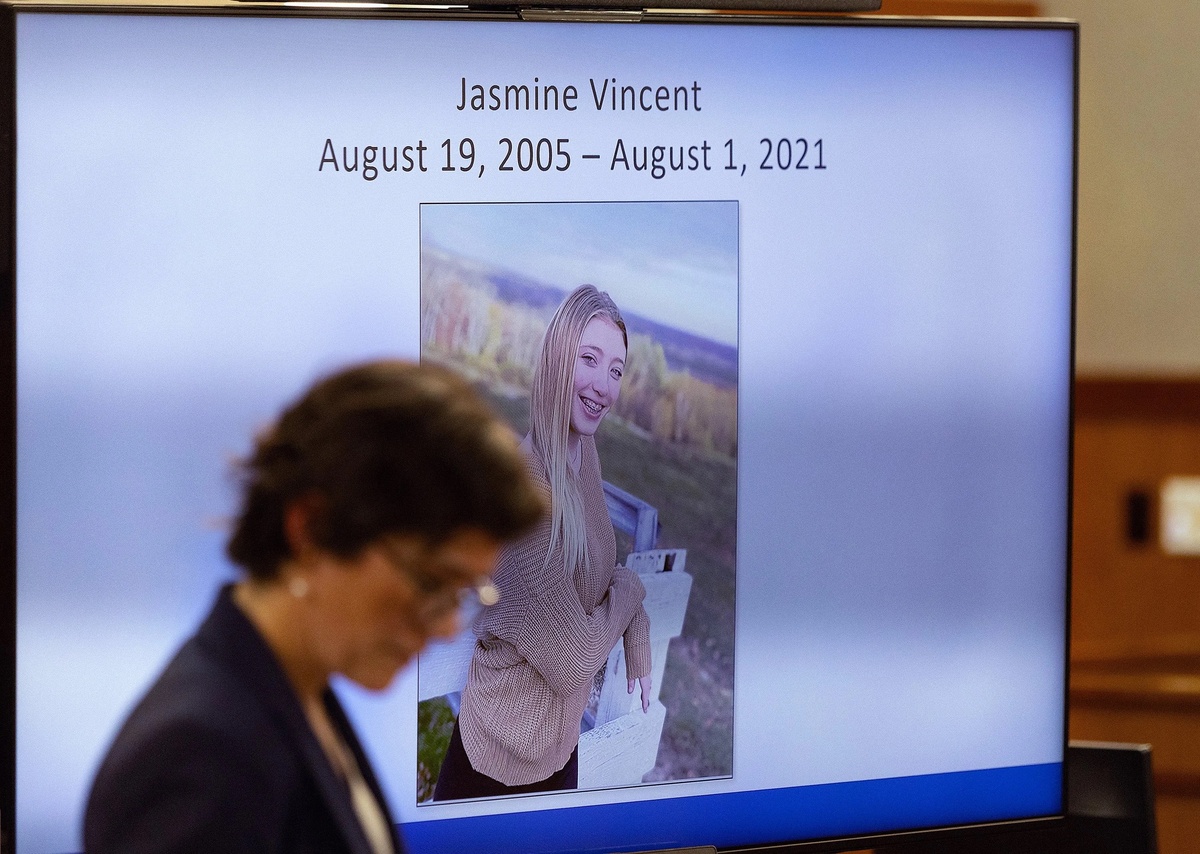 Trial begins for mother suing Maine health provider over daughter’s death