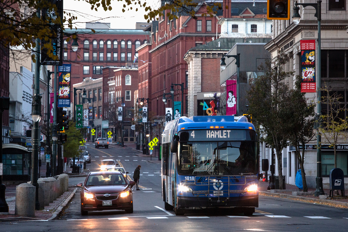 Portland voters approve hiking the city’s minimum wage to $19 an hour