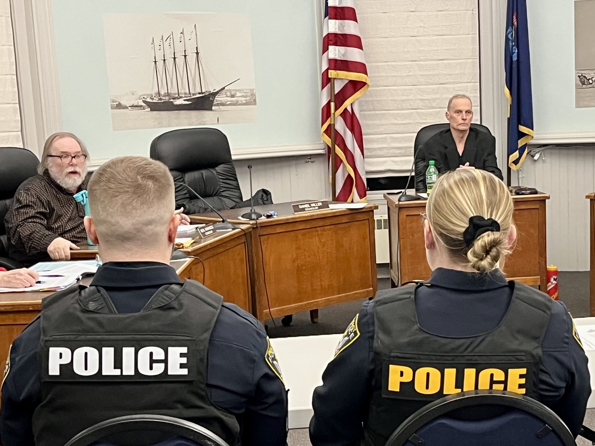 Belfast police and fire officials make case for new public safety building