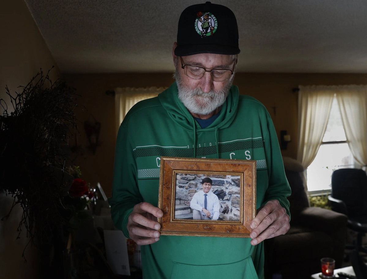 2 men died on the job, raising questions about safety in iconic Maine industry