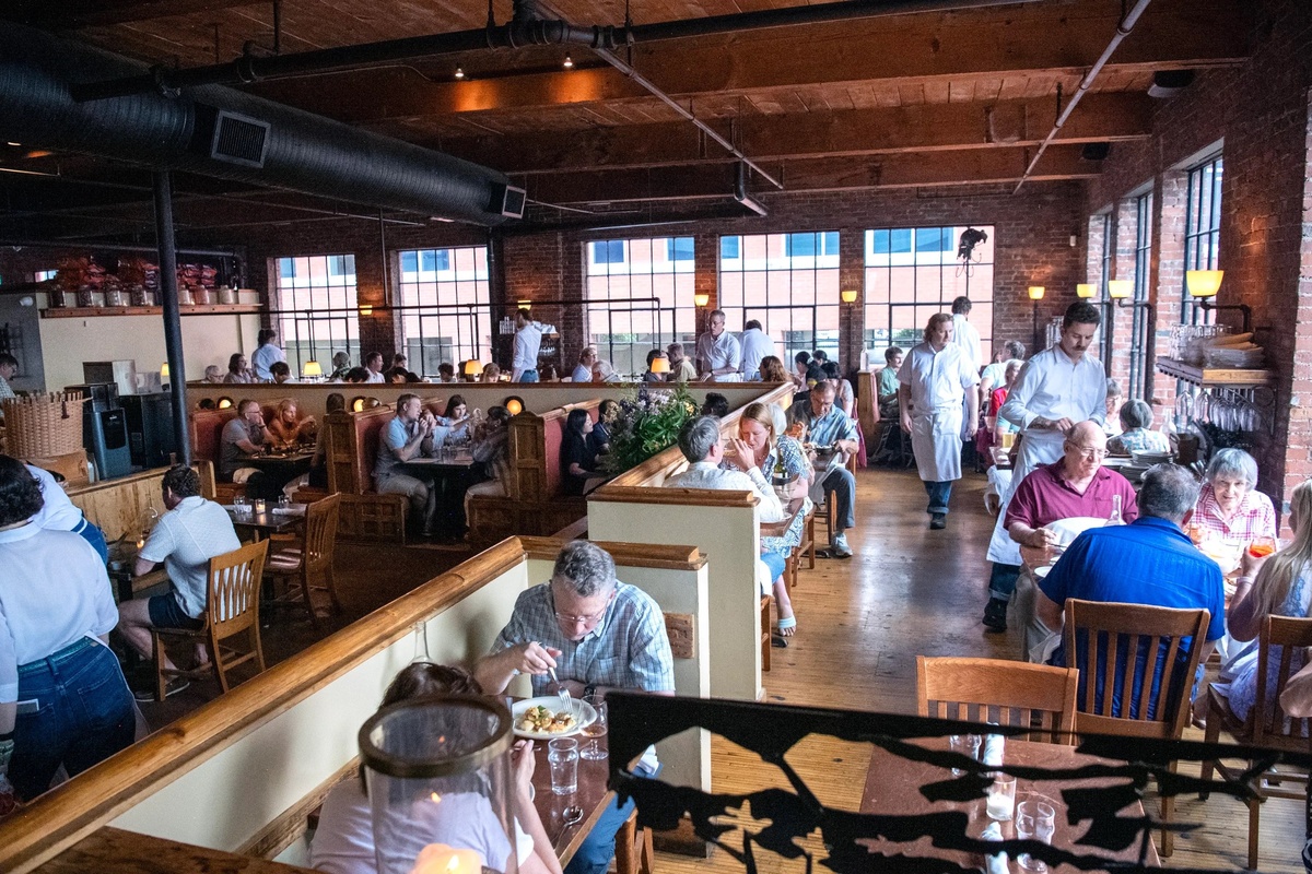 Maine restaurateur Dana Street wins James Beard Award