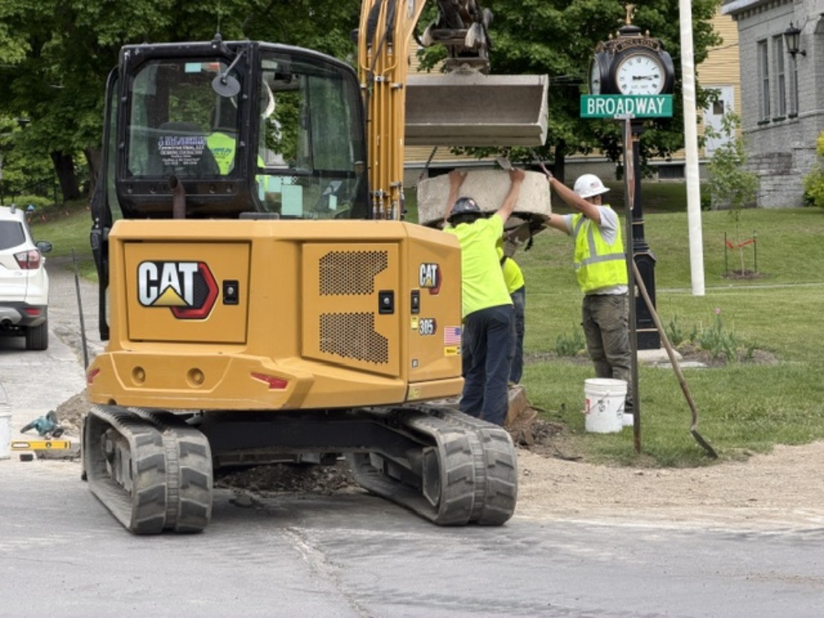 Houlton's downtown sidewalk overhaul is ahead of schedule